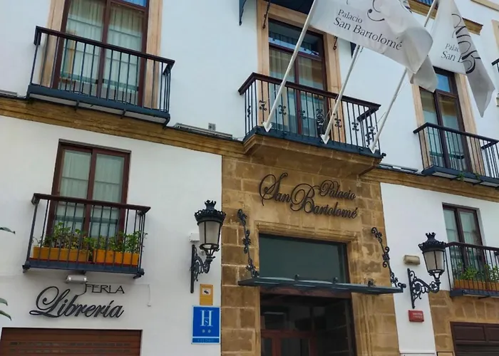 Hostal Palacio San Bartolome