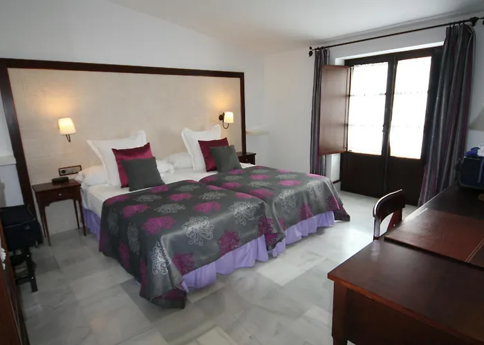 Hostal Palacio San Bartolome